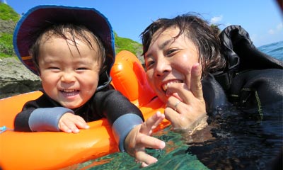 okinawa Child Snorkeling