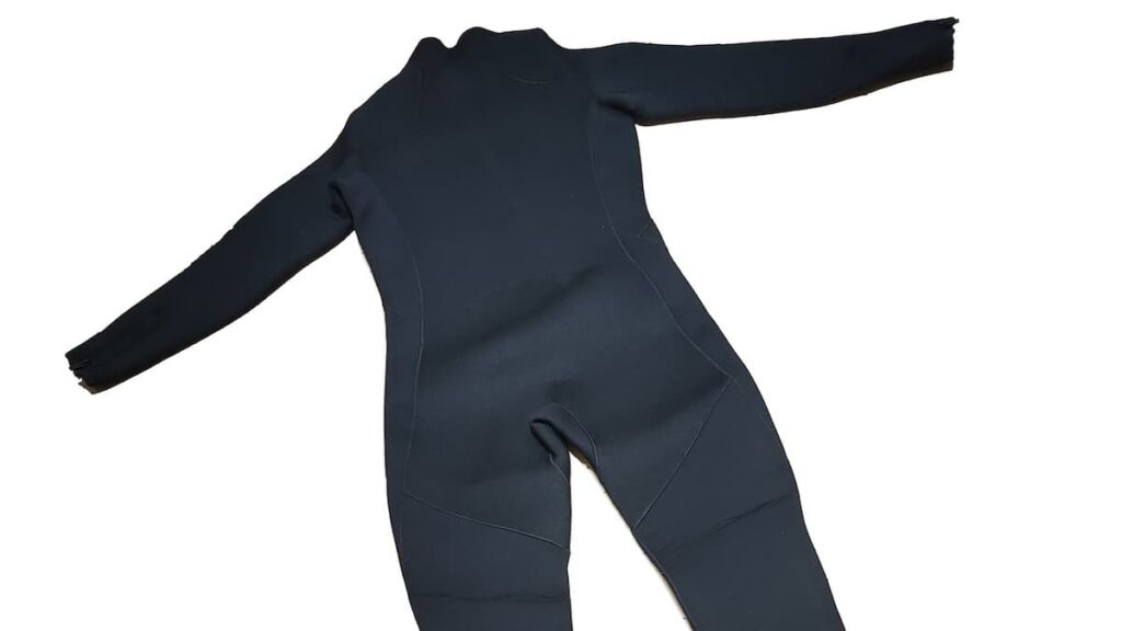 潛水衣厚度怎麼選？沖繩四季參考